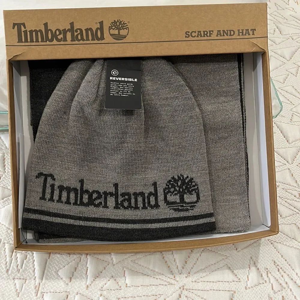 Men’s timberland scarf and hat
